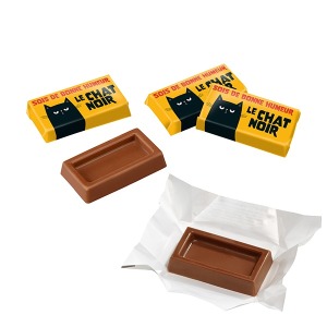 Mignonnette de chocolat S emballé dans du films
