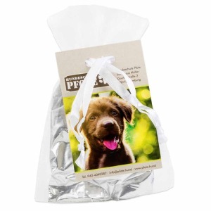 Deliziose crocchette per cani in sacchetto di organza