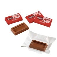 Mignonnette de chocolat S emballé dans du papier