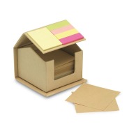 Boîte de bureau recyclée avec feuilles, notes repositionnables et marque-pages