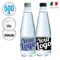 Botella de agua de 500 ml con diseño piramidal