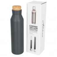 Insulated bottle with imitation cork stopper