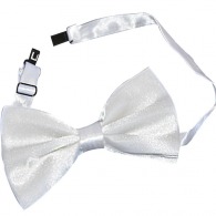 Standard white bow tie