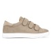 Basket femme, paire de sneakers publicitaire