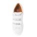 Basket femme, paire de sneakers publicitaire