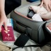 Adaptateur universel de voyage - Blanc, prise électrique universelle et adaptateur universel de voyage pubblicitario