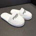 Chaussons de luxe en velours éponge avec logo brodé, Nouveauté publicitaire