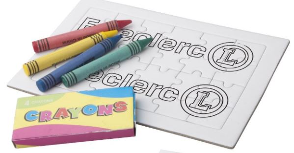 Puzzle à colorier en carton avec 4 pastels