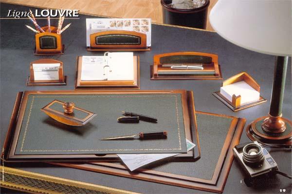 sous main plateau ouvrant en cuir louvre format 56 x 38 publicitaire personnalisable 0078270