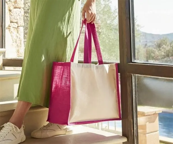 TELEIA: bolsas para la compra hechas con ropa reciclada, Barcelona