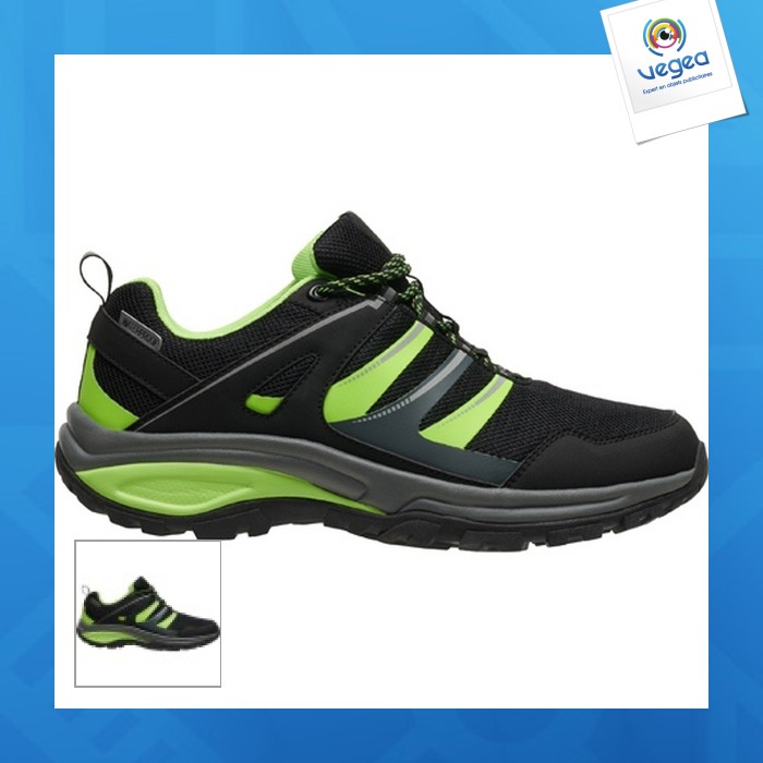 Chaussures publicitaire spécialement conçues pour le trekking marc