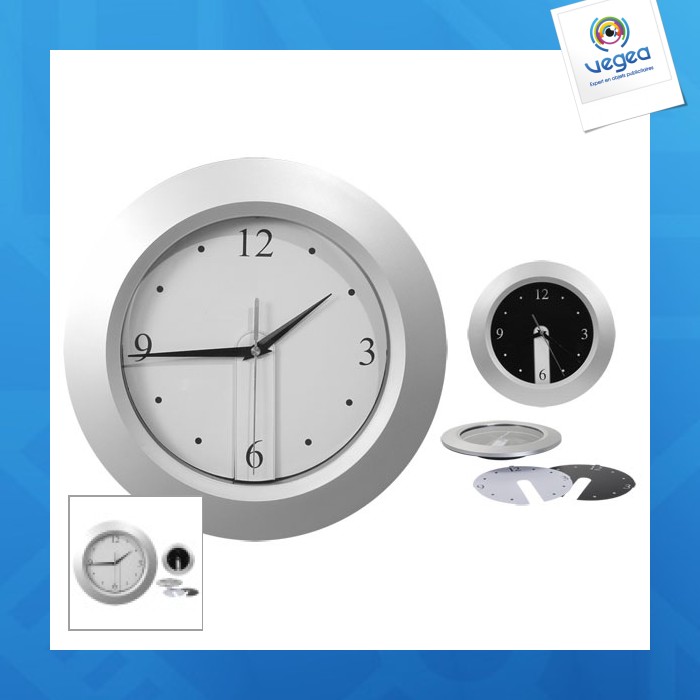 Horloge murale avec logo avec cadran amovible