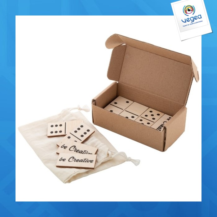 Dominoes game domino