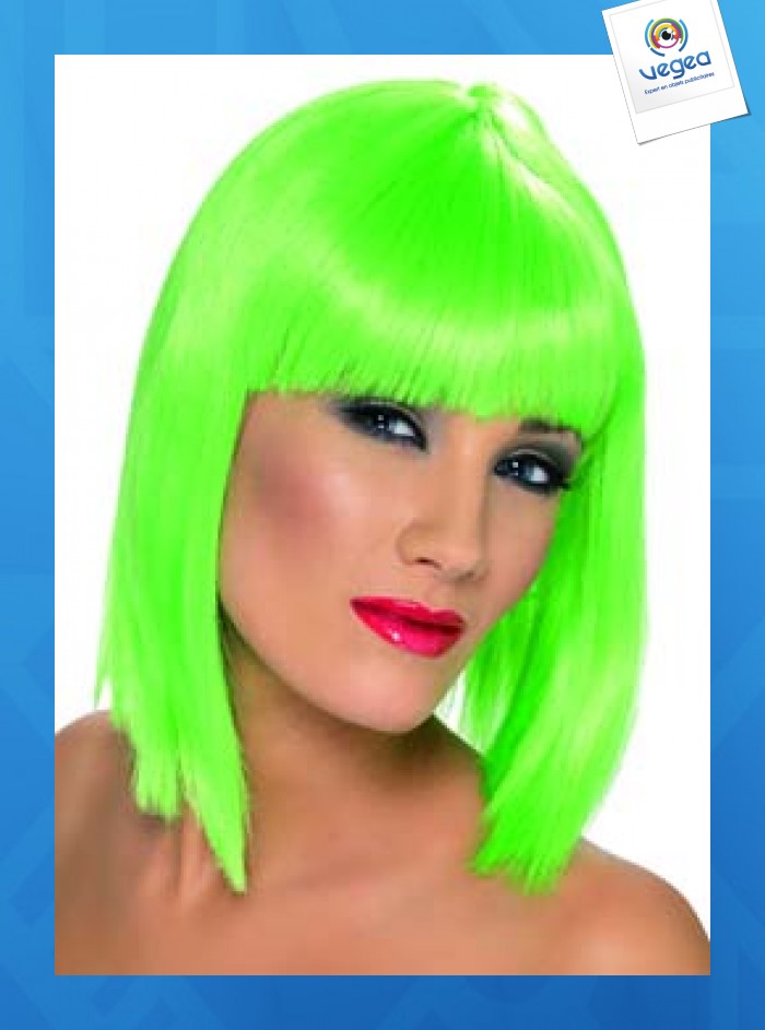 Perruque logotée glam vert fluo perruque