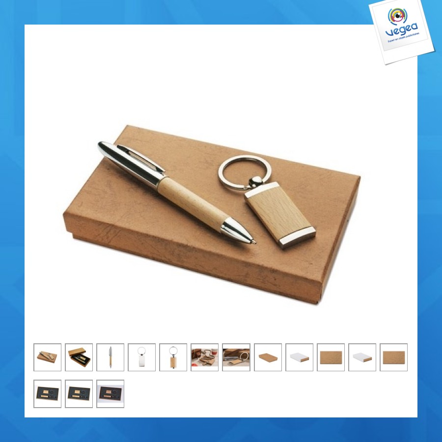 Wooden gift set Set with key ring